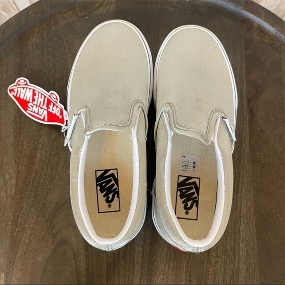 Vans Classic Slip-On Sidewall Flame Platform Sneaker Size 13.5 Girls - Picture 7 of 10